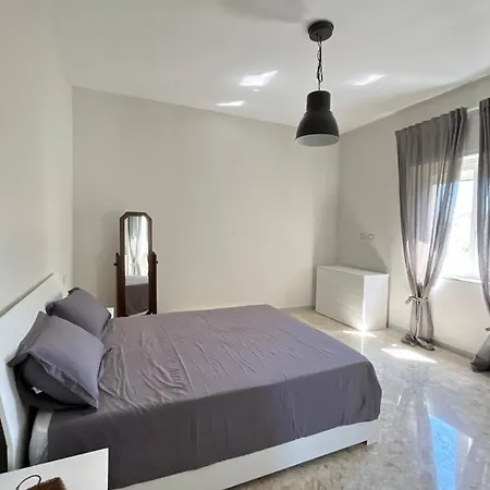 Tra Mare E Templi - Paestum